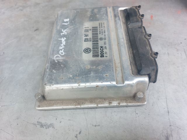 bontott VW PASSAT B5 Motorvezérlő