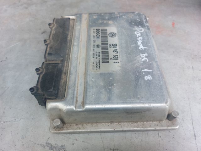bontott VW PASSAT B5 Motorvezérlő