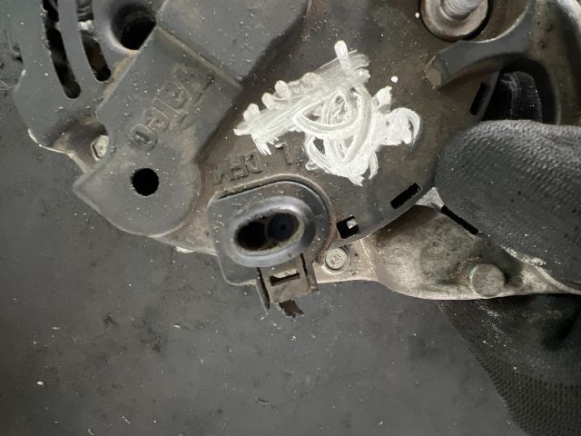 bontott VW PASSAT B5 Generátor