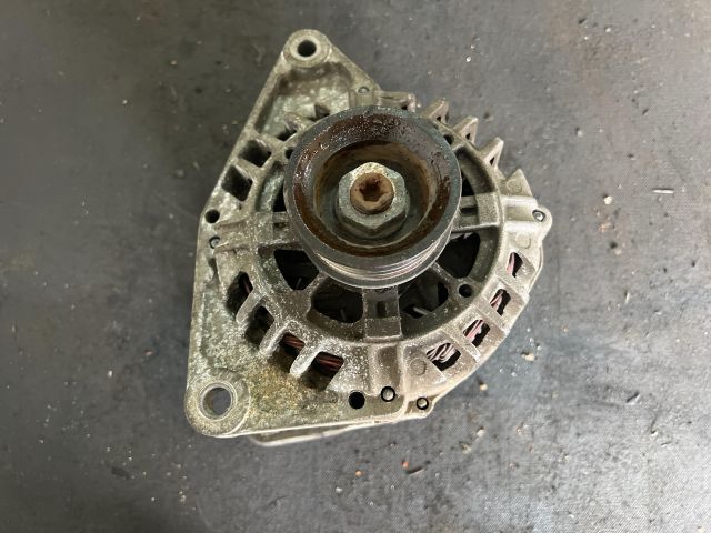 bontott VW PASSAT B5 Generátor