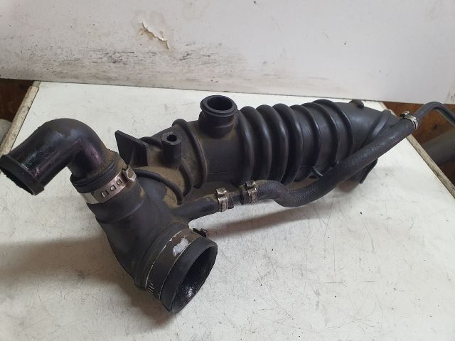 bontott VW PASSAT B5 Légbeömlő Cső