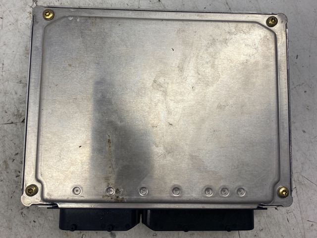 bontott VW PASSAT B5 Motorvezérlő