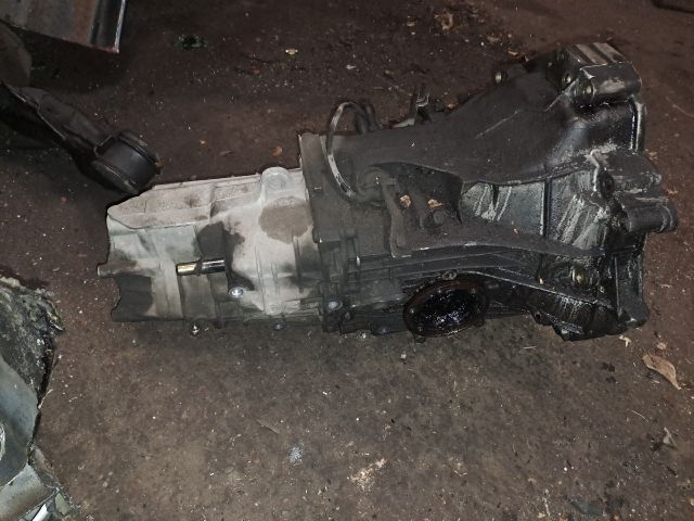 bontott VW PASSAT B5 Váltó (Mechanikus)