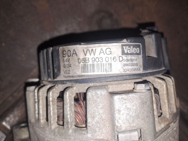 bontott VW PASSAT B5 Generátor