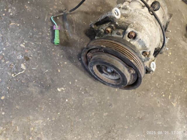 bontott VW PASSAT B5 Klímakompresszor