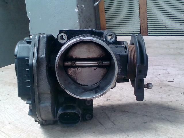 bontott VW PASSAT B5 Fojtószelep (Mechanikus)