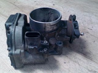 bontott VW PASSAT B5 Fojtószelep (Mechanikus)