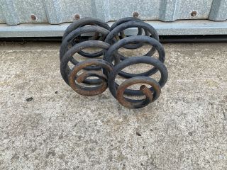 bontott VW PASSAT B5 Hátsó Rugó Pár