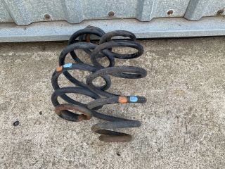 bontott VW PASSAT B5 Hátsó Rugó Pár