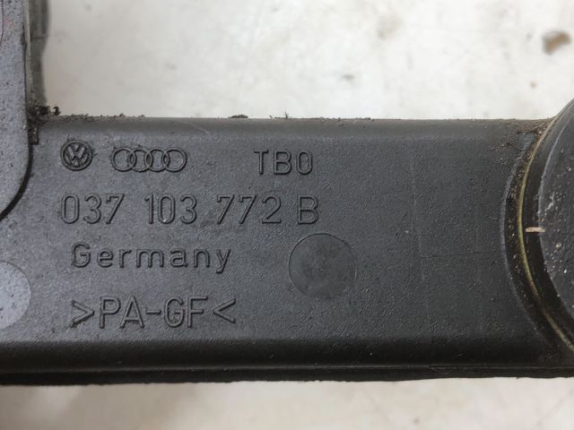 bontott VW PASSAT B5 Hengerfej Vízkivezető