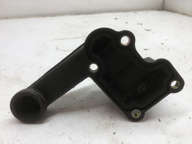 bontott VW PASSAT B5 Hengerfej Vízkivezető