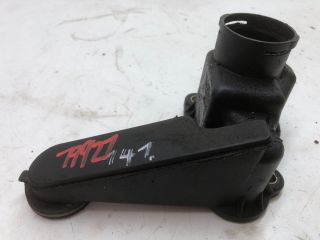 bontott VW PASSAT B5 Hengerfej Vízkivezető