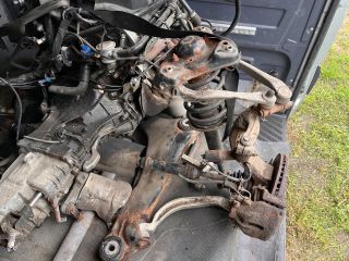 bontott VW PASSAT B5 Jobb első Csonkállvány Kerékaggyal