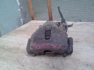 bontott VW PASSAT B5 Jobb első Féknyereg Munkahengerrel