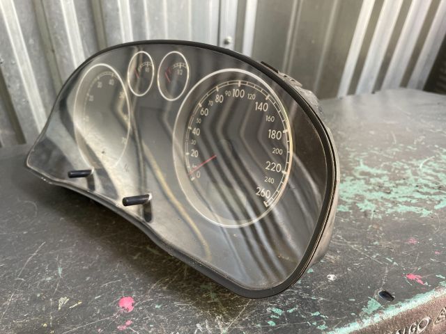 bontott VW PASSAT B5 Kilométeróra