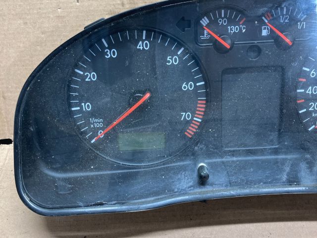 bontott VW PASSAT B5 Kilométeróra