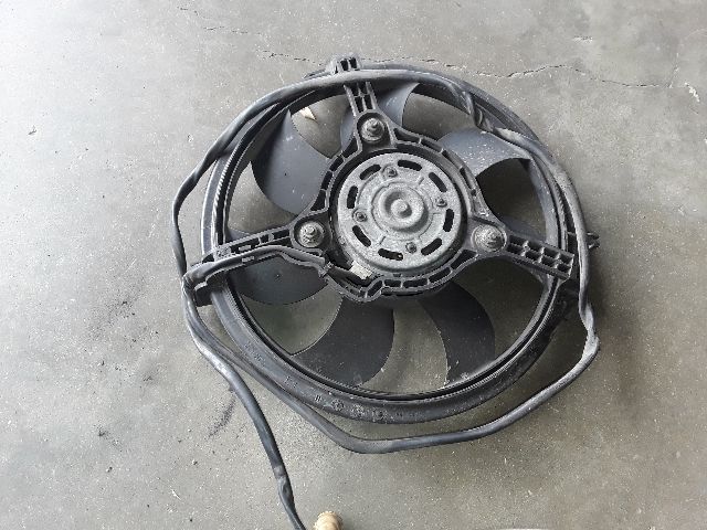 bontott VW PASSAT B5 Klímahűtő Ventilátor