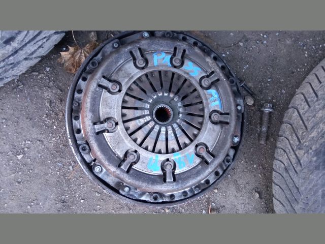 bontott VW PASSAT B5 Kuplung Szett Lendkerékkel