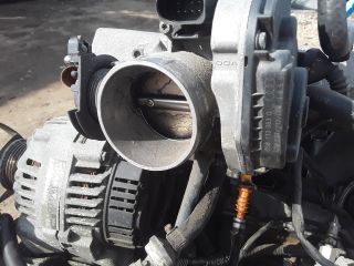 bontott VW PASSAT B5 Motor (Fűzött blokk hengerfejjel)