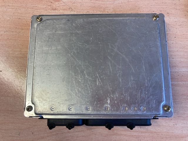 bontott VW PASSAT B5 Motorvezérlő