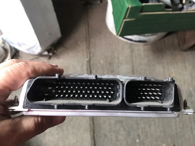 bontott VW PASSAT B5 Motorvezérlő