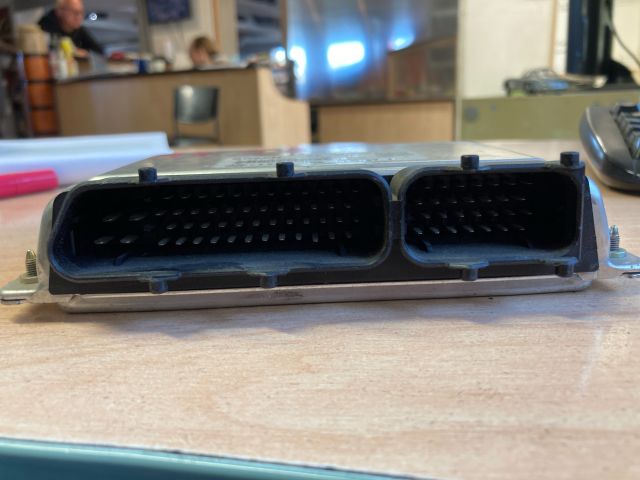 bontott VW PASSAT B5 Motorvezérlő