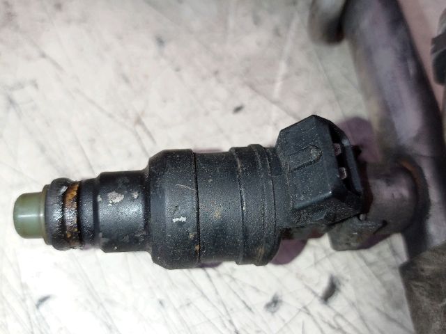 bontott VW PASSAT B5 Porlasztó (1 db)