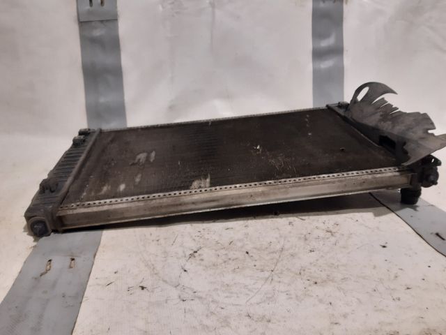 bontott VW PASSAT B5 Vízhűtő Radiátor (Klímás)