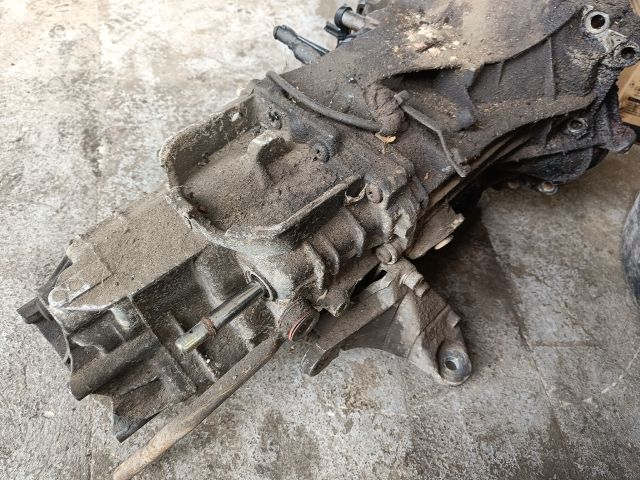 bontott VW PASSAT B5 Váltó (Mechanikus)