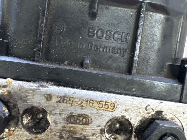 bontott VW PASSAT B5 ABS Kocka