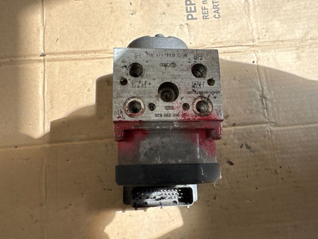 bontott VW PASSAT B5 ABS Kocka