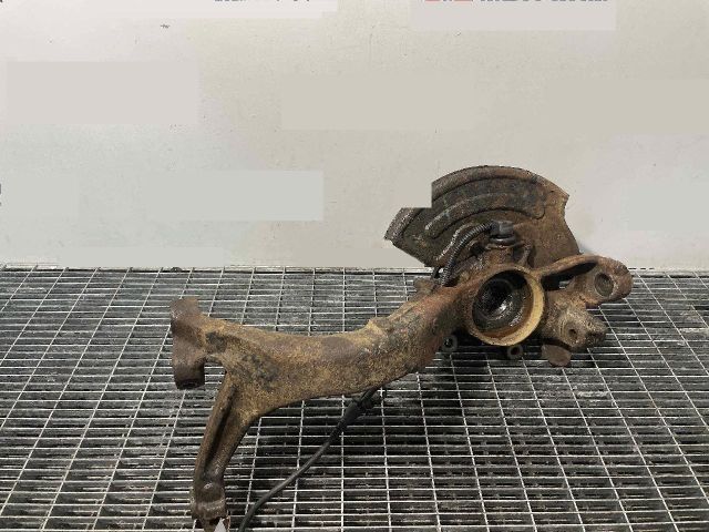 bontott VW PASSAT B5 Bal első Csonkállvány