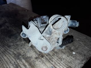 bontott VW PASSAT B5 Jobb hátsó Féknyereg Munkahengerrel