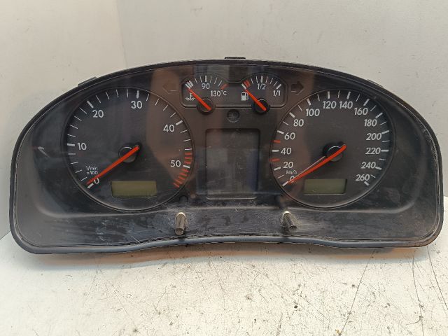 bontott VW PASSAT B5 Kilométeróra
