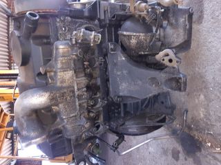 bontott VW PASSAT B5 Motor (Fűzött blokk hengerfejjel)