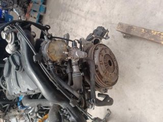 bontott VW PASSAT B5 Motor (Fűzött blokk hengerfejjel)
