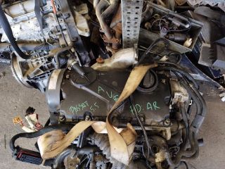 bontott VW PASSAT B5 Motor (Fűzött blokk hengerfejjel)