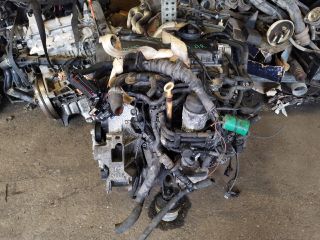 bontott VW PASSAT B5 Motor (Fűzött blokk hengerfejjel)