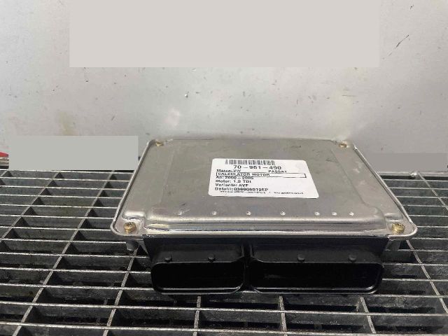 bontott VW PASSAT B5 Motorvezérlő