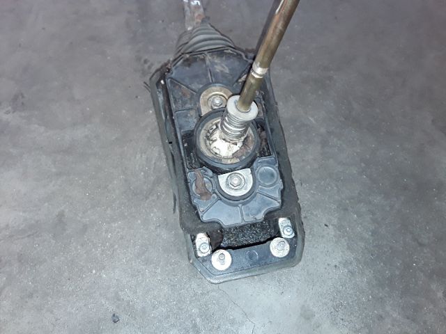 bontott VW PASSAT B5 Váltó Kulissza