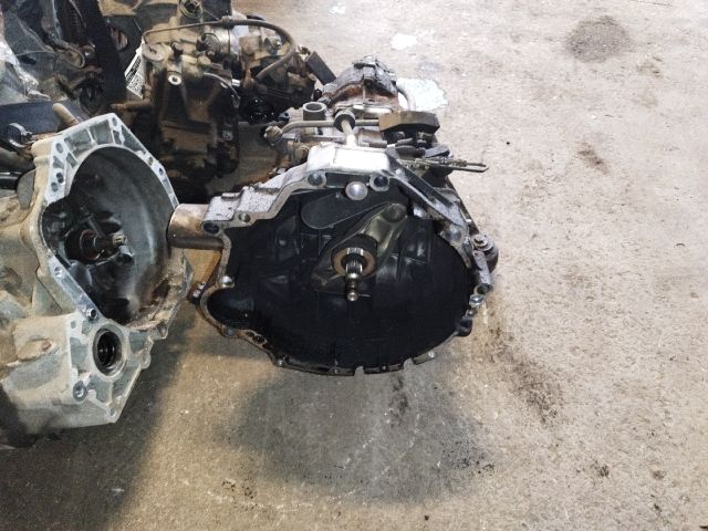 bontott VW PASSAT B5 Váltó (Mechanikus)