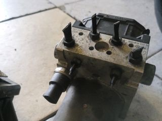 bontott VW PASSAT B5 ABS Kocka