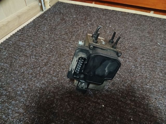 bontott VW PASSAT B5 ABS Kocka