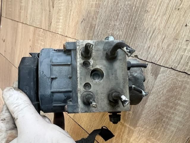 bontott VW PASSAT B5 ABS Kocka