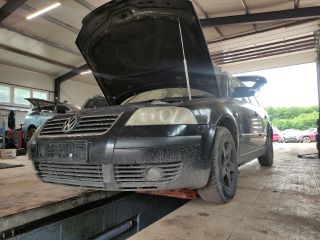 bontott VW PASSAT B5 Bal első Csonkállvány Kerékaggyal