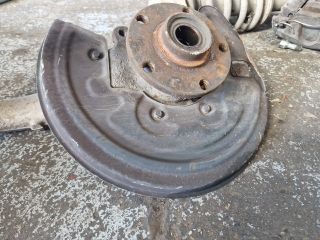 bontott VW PASSAT B5 Bal első Csonkállvány Kerékaggyal