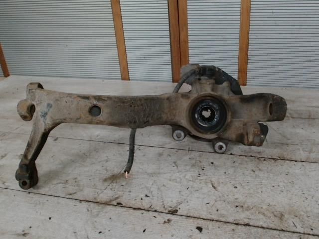 bontott VW PASSAT B5 Bal első Csonkállvány Kerékaggyal