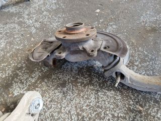 bontott VW PASSAT B5 Bal első Csonkállvány Kerékaggyal