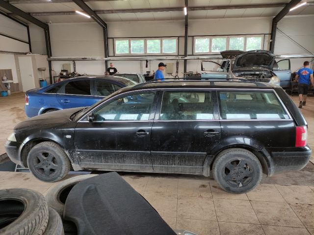 bontott VW PASSAT B5 Bal első Csonkállvány Kerékaggyal