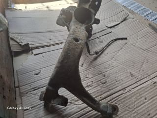 bontott VW PASSAT B5 Bal első Csonkállvány Kerékaggyal